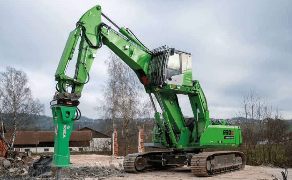 Sennebogen habille sa 830