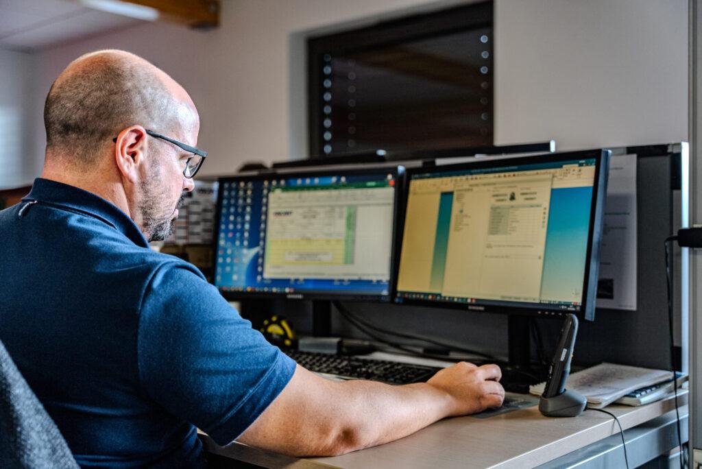 Solutions polyvalentes de manutention, transport, levage et élévation - Carrosserie Industrielle - Groupe Vincent