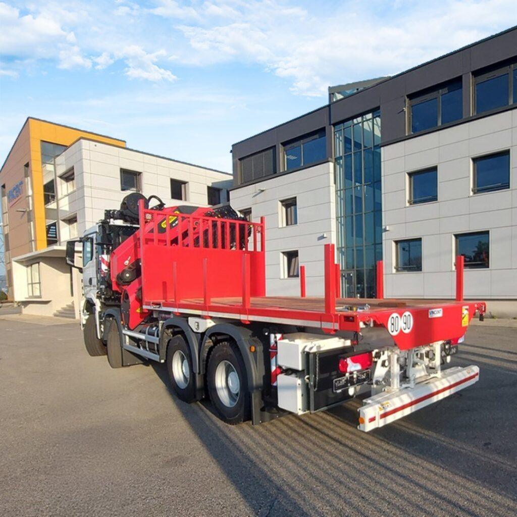 notre spécialité, le carrossage de poids lourds avec du sur mesure comme sur cet exemple