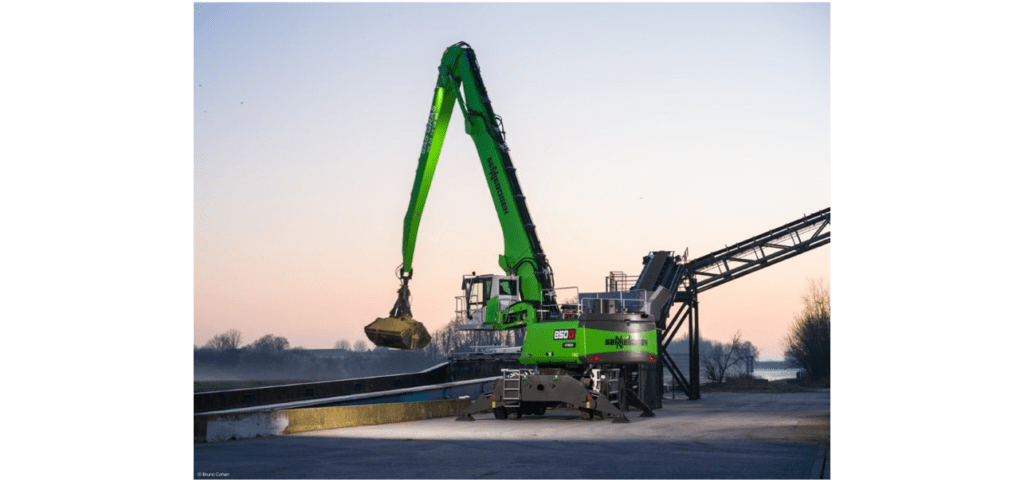 Pelle de manutention 850 G Sennebogen Société GRAS