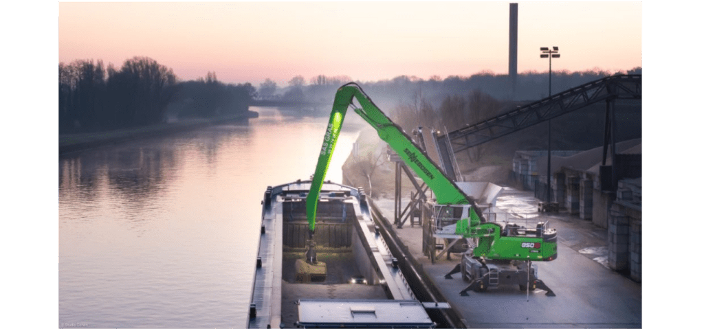 Pelle de manutention 850 G Sennebogen Société GRAS